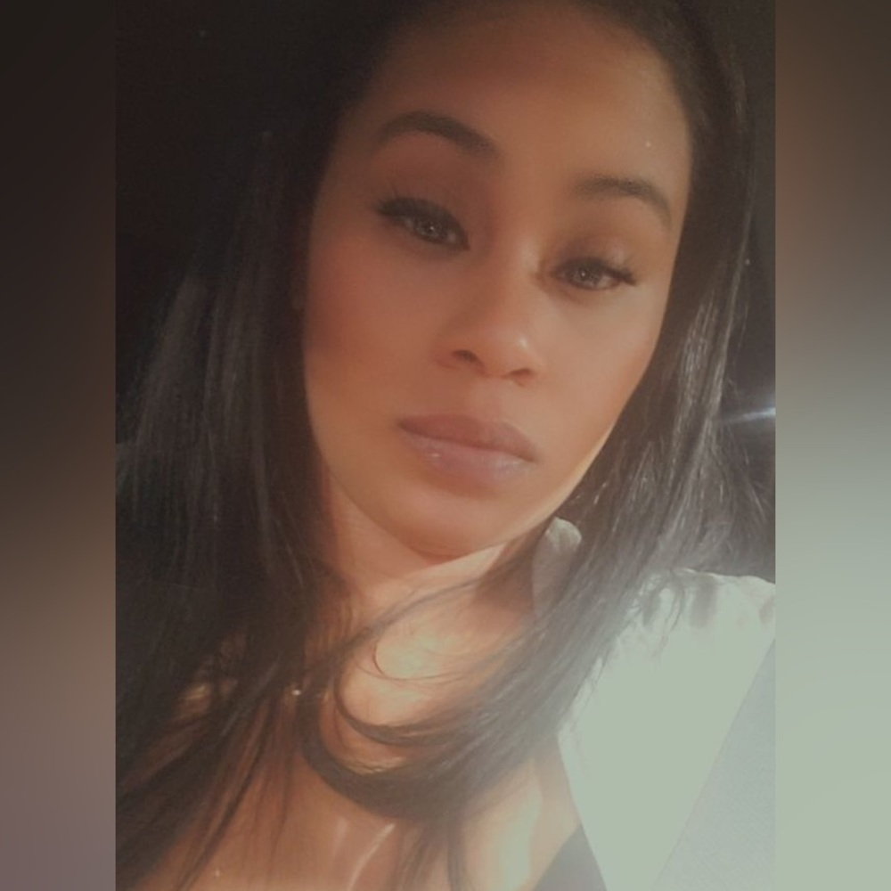 Meet your Posher, Shamika